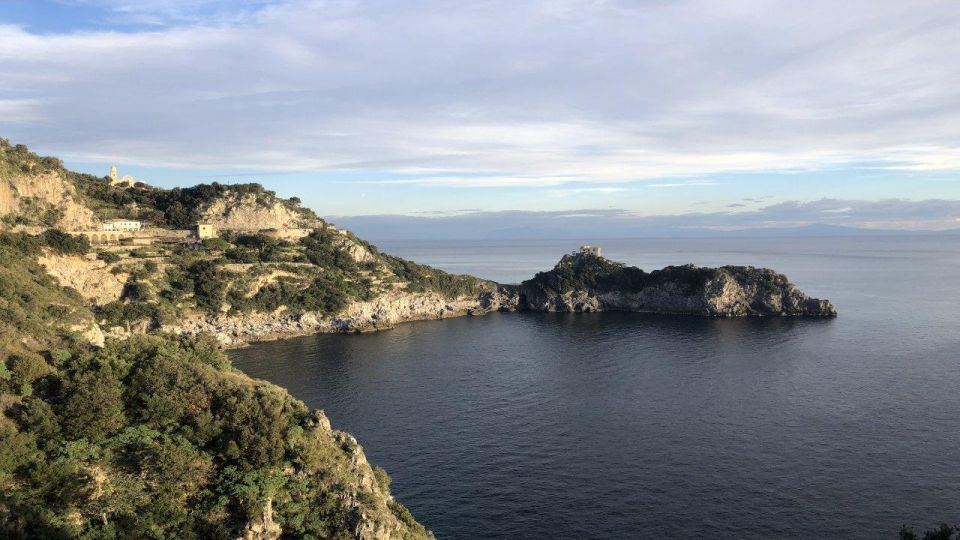 Positano: Amalfi Coast Group Guided Boat Tour With Prosecco - Exclusions
