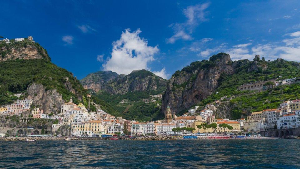 Positano: Amalfi Coast Group Guided Boat Tour With Prosecco - Boat Tour Itinerary