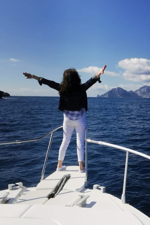 Positano: Exclusive Private Boat Tour in The Mermaids Land - Key Points