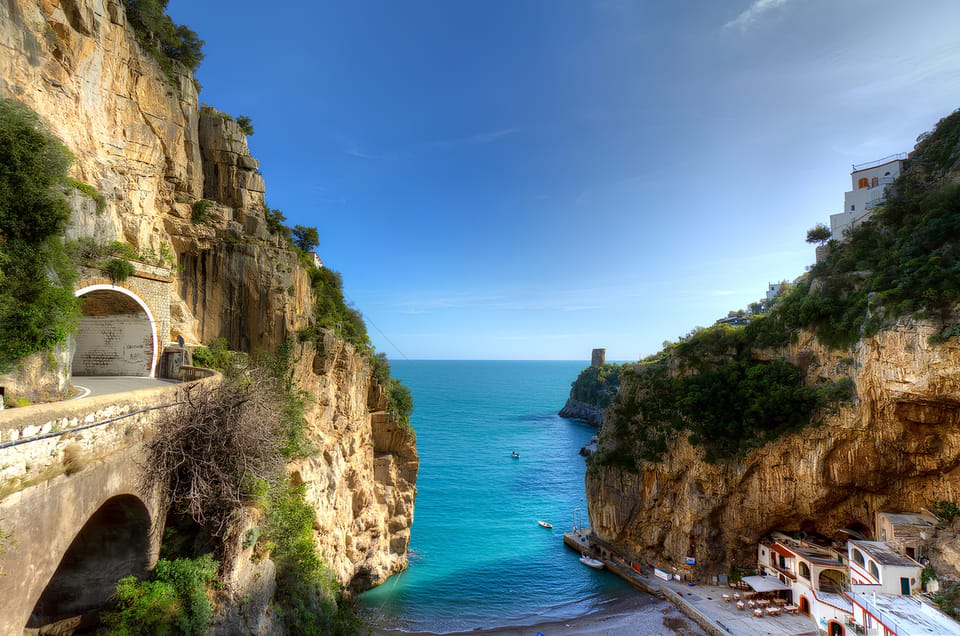 Positano: Lambretta Private Tour From Massa Lubrense - Visiting Praiano