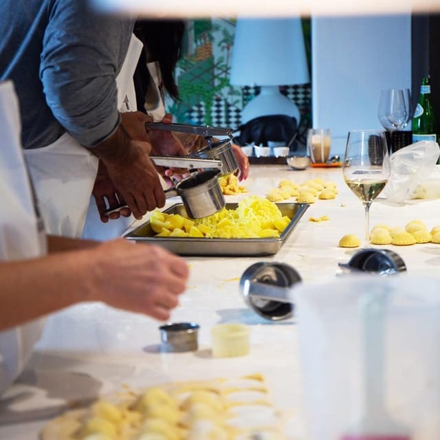 Positano: Small Group Cooking Class with Prosecco & Dessert - FAQ: Your Questions Answered