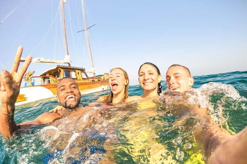 Positano:Boat Adventure 6 hours Caves Beaches visit Amalfi - The Itinerary in Detail