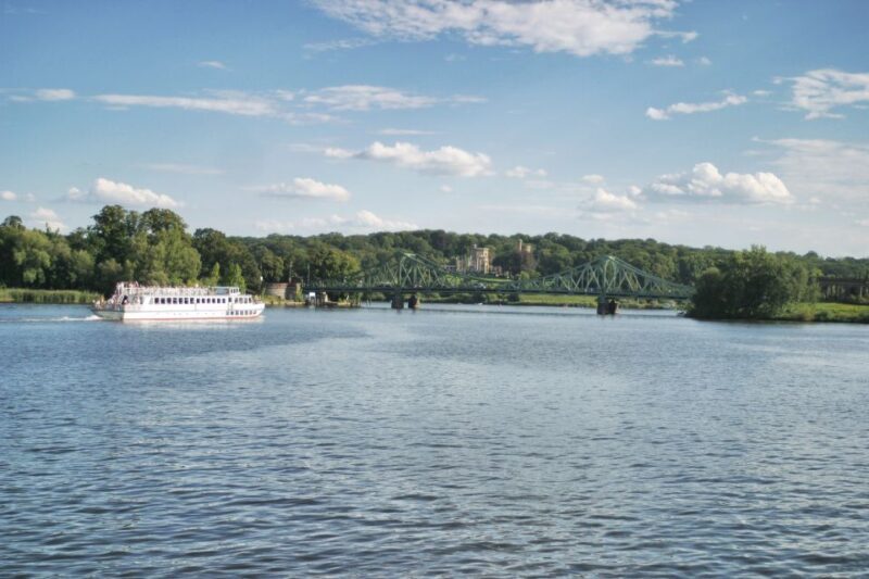 Potsdam: Palace Tour by Boat - Key Points