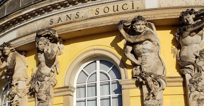 Potsdam: Private Bus Tour With Park Walk to Sanssouci Palace - Key Points