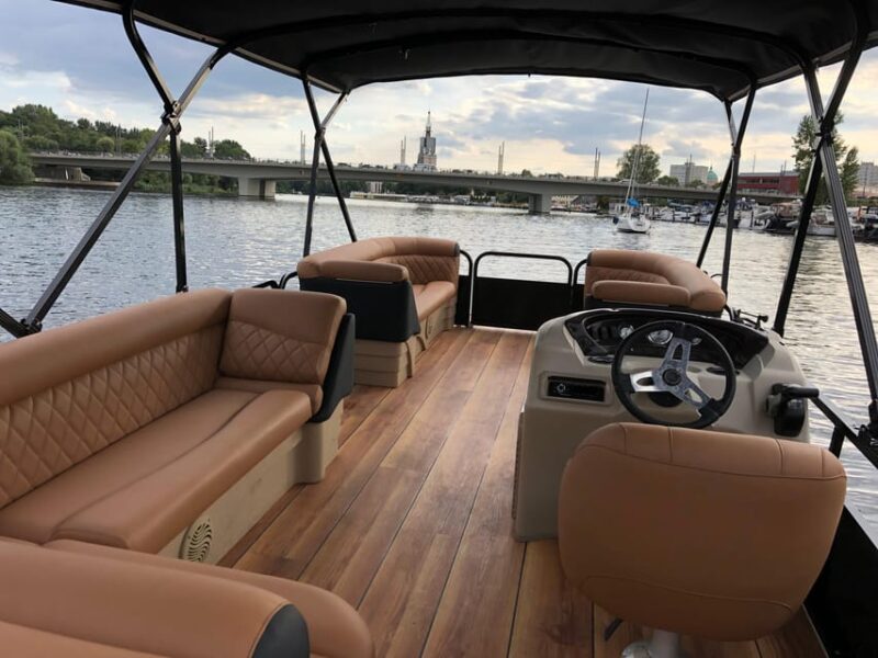 Potsdam: Rent a License-Free Boat for up to 10 PAX - Boat Features and Amenities