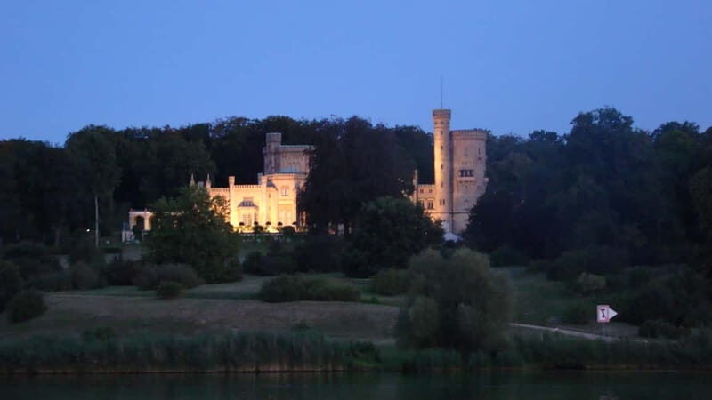 Potsdam: The Wannsee evening tour. Palaces, parks and villas. - Key Points