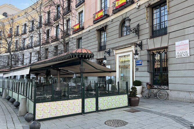 Prado Museum and Royal Palace Private Tour in Madrid - Exploring Madrid’s Historic Heart: From Plaza de Oriente to Calle Mayor