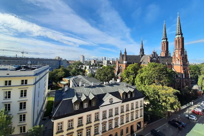 Praga (Warsaw) Small-Group Guided Walking Tour - Comprehensive Walking Tour and Hidden Gems
