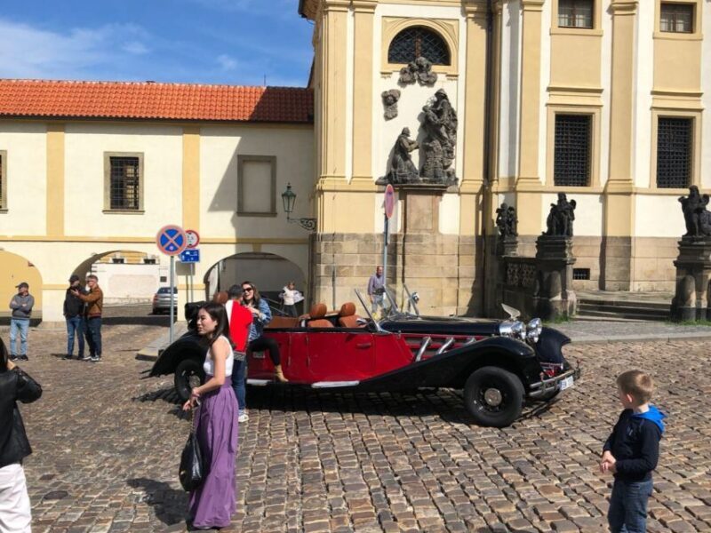 Prague: 1-Hour Private Tour in Vintage Car - Value and Pricing