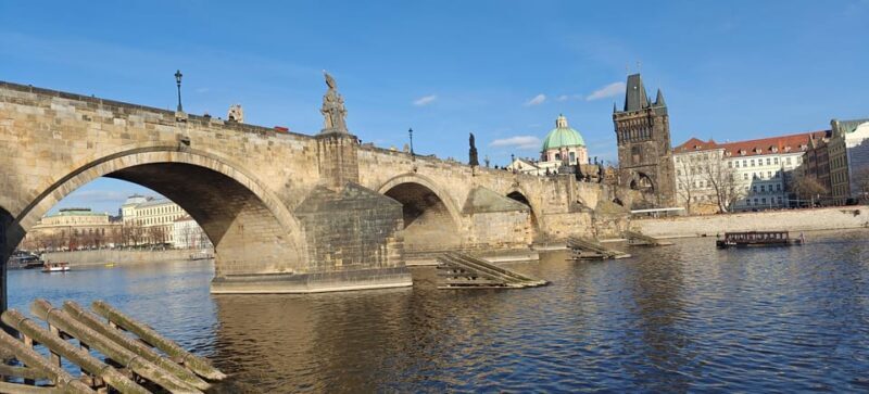 Prague: 2-Hour Historic Boat Cruise with Delicious Lunch - The Logistics and Practical Details