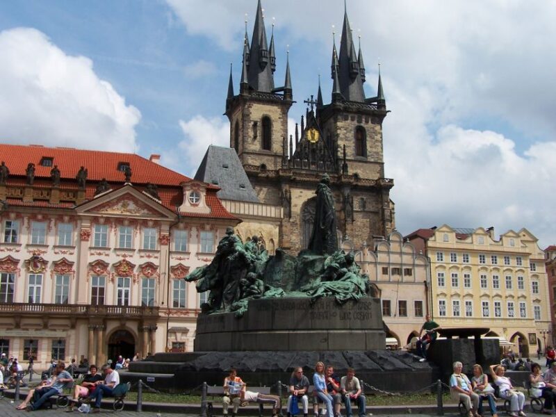 Prague: 2-Hour Old Town and Jewish Ghetto Walking Tour - Good To Know