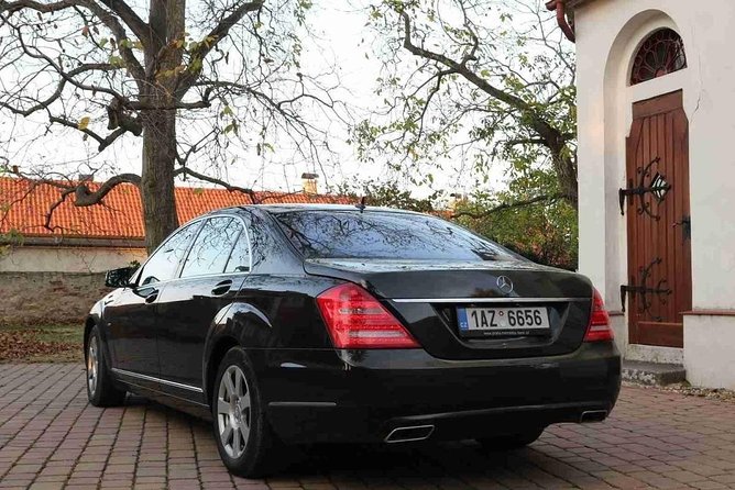 Prague Airport Luxury Transfer by a Mercedes Benz S Class - Customer Reviews and Ratings