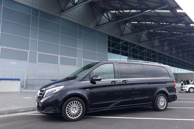 Prague Airport Private Arrival Transfer - Pickup From Prague Airport