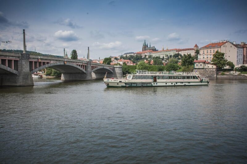 Prague: An unforgettable 2-hour cruise on the Vltava River. - A Closer Look at the Prague Vltava River Cruise