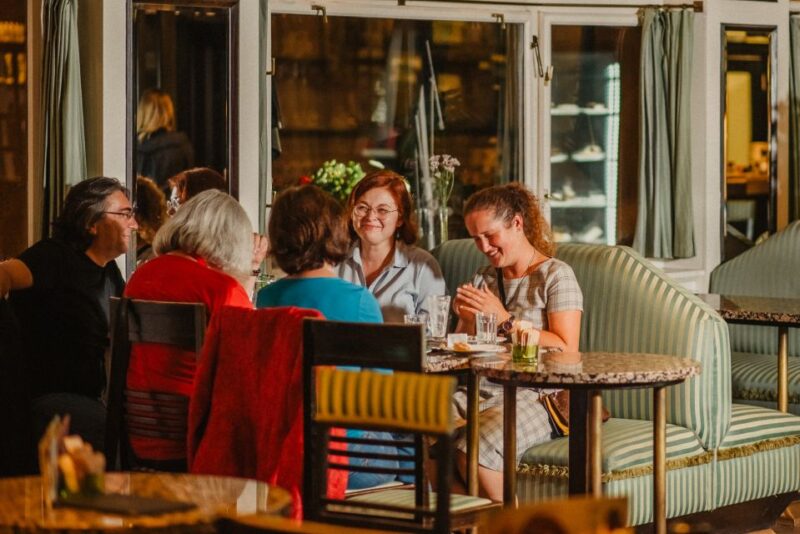 Prague: Award-Winning Old Town Food Tour With 4 Drinks Incl. - Good To Know