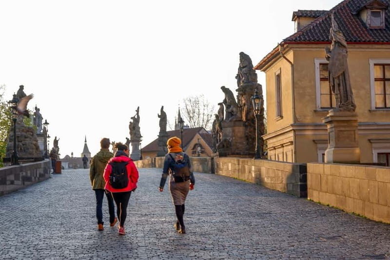 Prague: Before the Crowd Sunrise Tour & Breakfast - Discover Prague Before the Crowds: Sunrise Tour & Breakfast Review