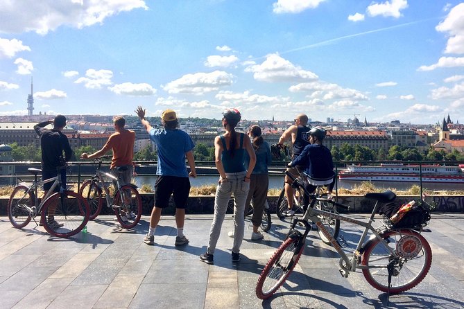 Prague Bike Tour - Stunning Viewpoints, Castle, City & Park - Discover Vltava River Sights