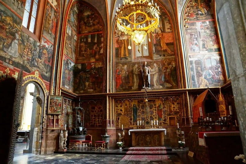 Prague Castle: 1-Hour Introduction Tour with Entry Ticket - FAQ