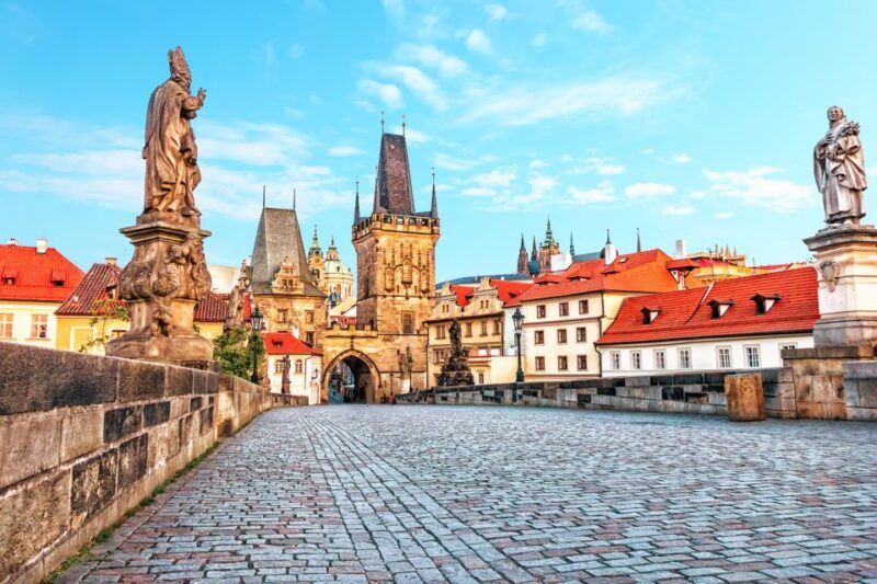 Prague Castle & Castle District: 2-Hour Guided Tour - Experience Highlights