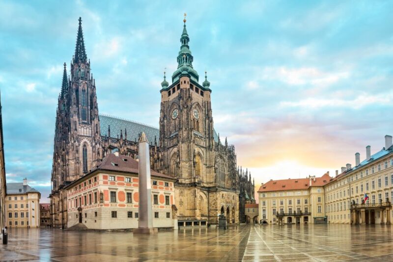 Prague Castle & Castle District: 2-Hour Guided Tour - Tour Details