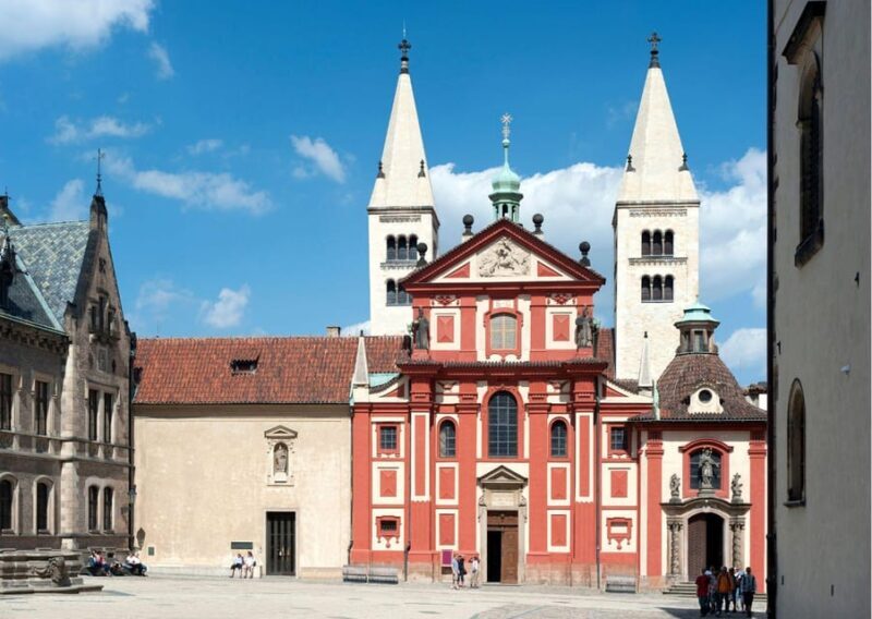 Prague: Castle Circuit Entry Tickets with Audio Guide - FAQ