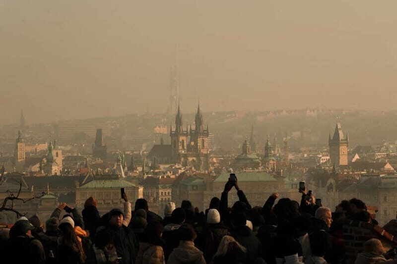 Prague Castle Ticket & Audioguide with Pick-up in GPG Office - Who Is This Experience Best For?