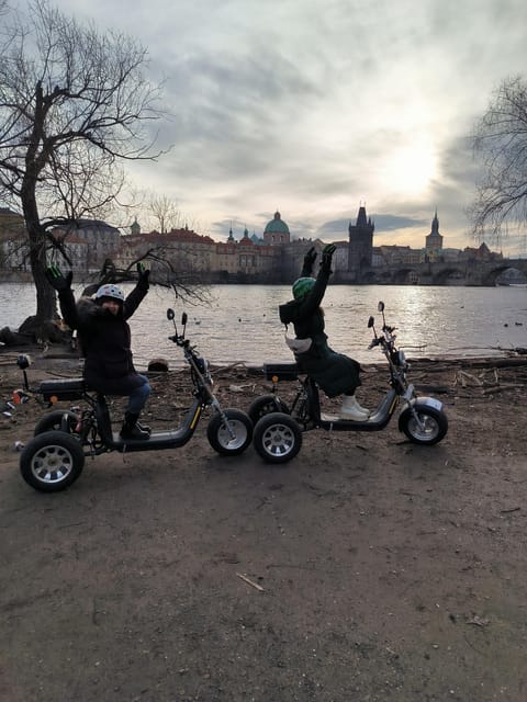 Prague: City Highlights Tour by Electric Trike - Key Points