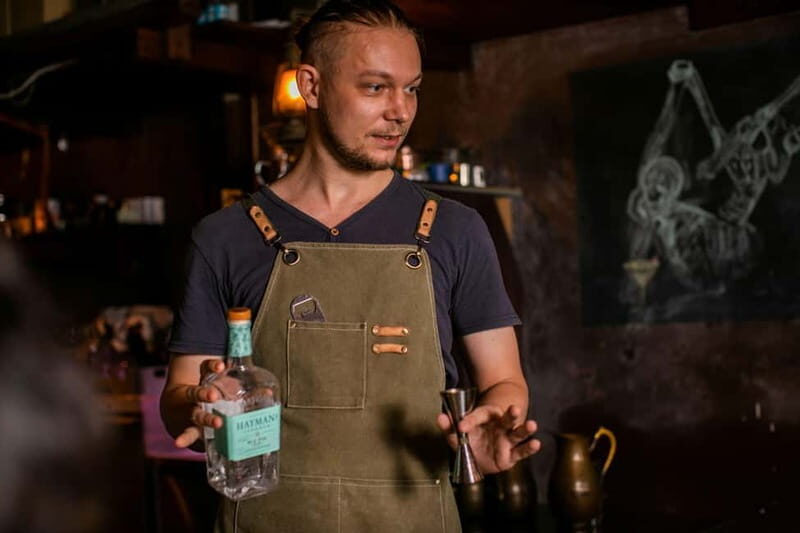 Prague: Cocktail-Making Workshop with Mixologist - A Deep Dive into the Experience