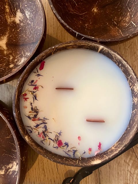 Prague: Coconut Candle Workshop - Customized Candle Creation