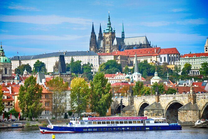 Prague Combo: Castle Guided Tour, Bus and Optional Boat - Who Will Love This Tour?