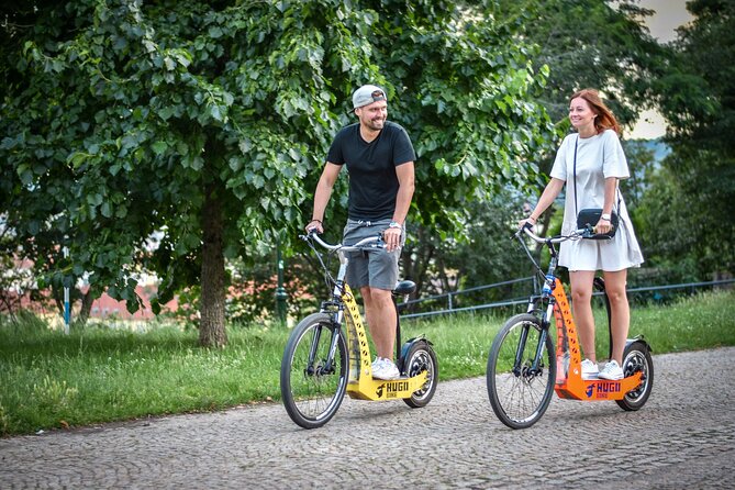 Prague E-Scooter Tour: Grand City Tour PRIVATE - Meeting and Pickup Information