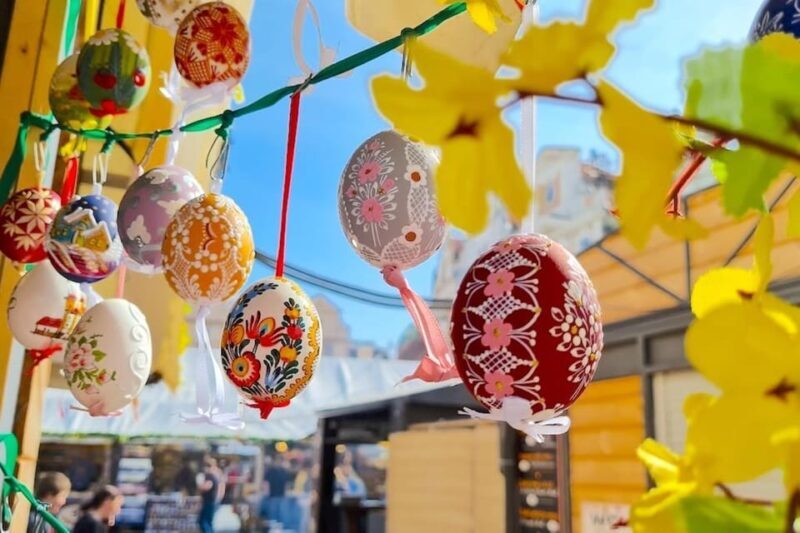 Prague: Easter Markets Tour with Czech Traditions & Snacks - Who Should Consider This Tour?