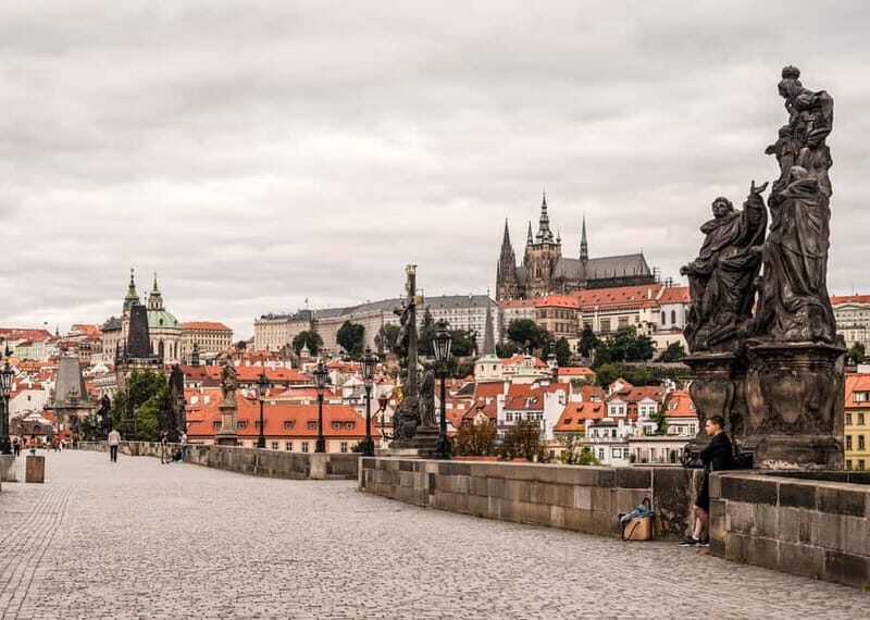 Prague Grand 2,5 hour + 2 hour exterior walking tour - FAQ