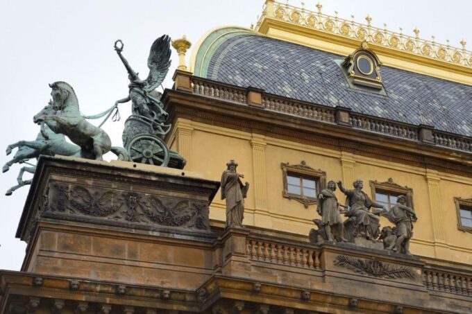 Prague Highlights 3-Hour Bus and Walking Tour - Sightseeing by Bus