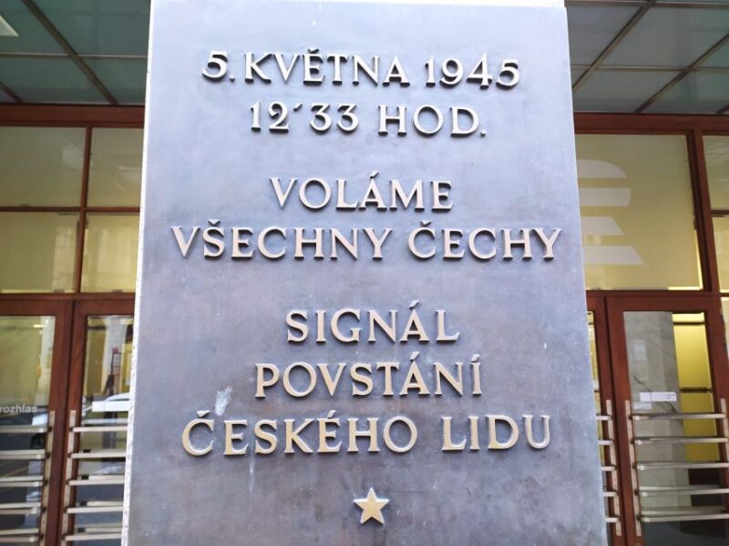 Prague: Historical Walking Tour With Focus on World War 2 - Good To Know