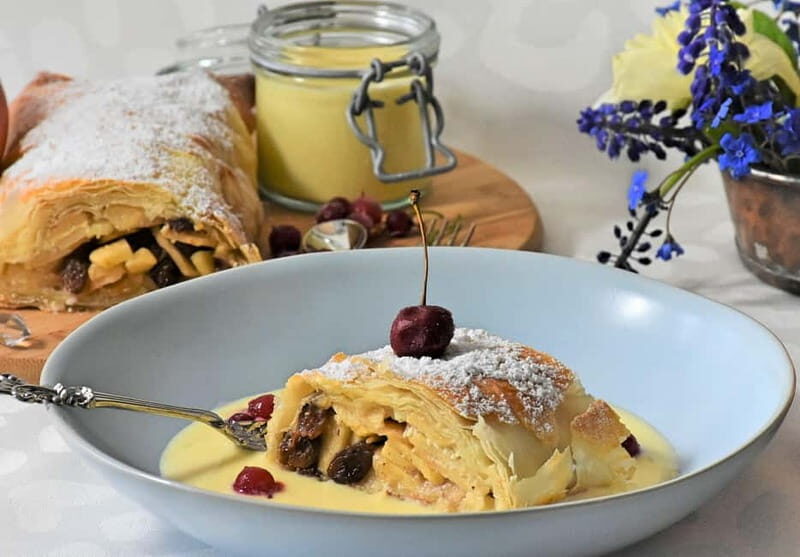 Prague: Iconic cafés early bird morning food tour. - A Deep Dive into the Prague Morning Café Tour