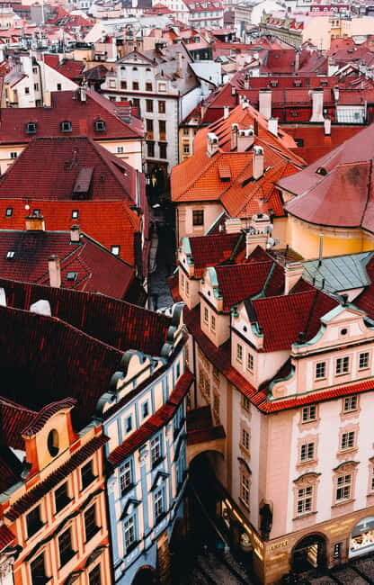 Prague: Iconic Old Town & Jewish Quarter Walking Tour - Key Points  