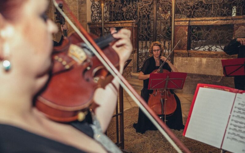 Prague: Music of Prague Castle at St. George Basilica - Attire and Restrictions