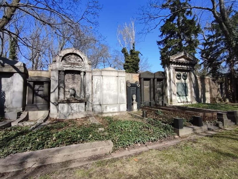 Prague: New Jewish Cemetery Guided Tour - A Deep Dive into the Experience
