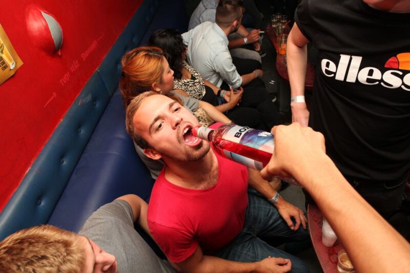 Prague: New Years Eve Pub Crawl & Karlovy Lazne Club Entry - Inclusions and Amenities