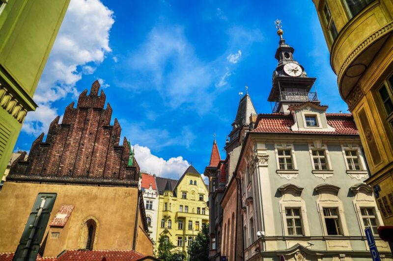Prague: Old Town and Jewish Quarter Tour With Jewish Museum - Tour Highlights