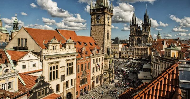 Prague: Old Town Hall and Medieval Underground Guided Tour - Good To Know
