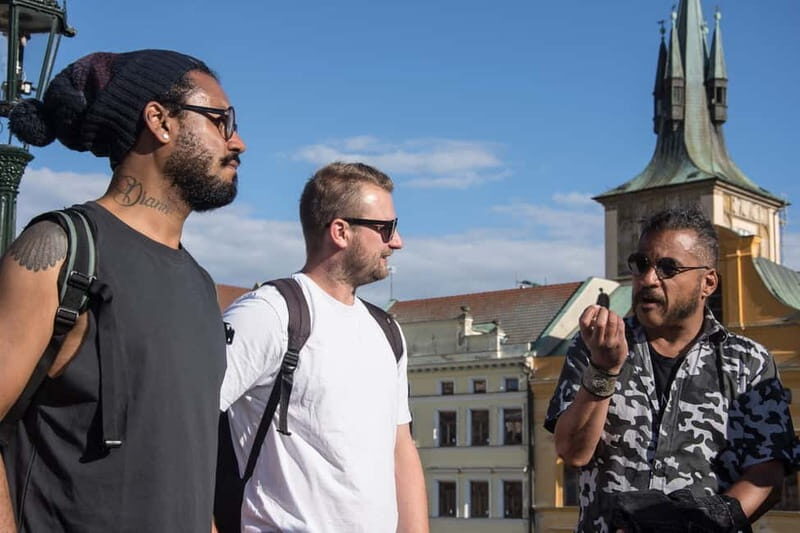 Prague: Old Town, Prague Castle & River Cruise Day Tour - Lunch Break & Free Time