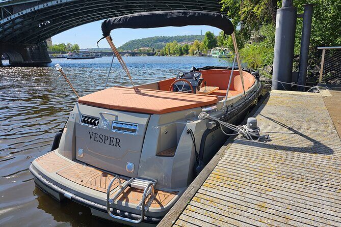 Prague Private Boat Tour - Key Points