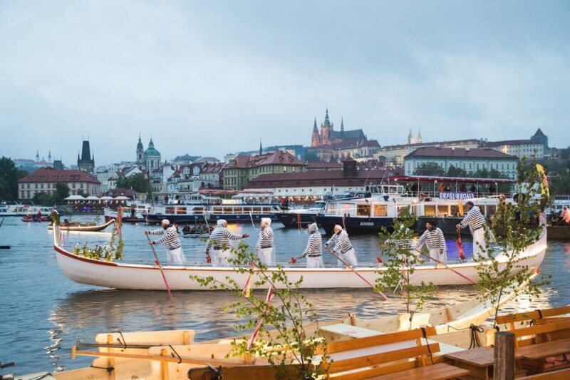 Prague private guided city tour - Key Points