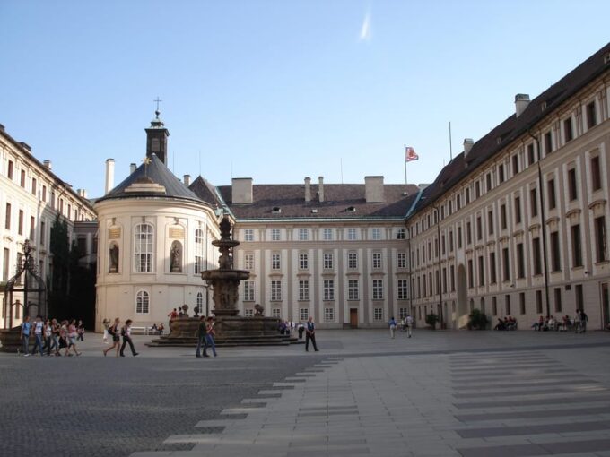 Prague: Private Prague Castle Interior Tour - Getting to the Meeting Point