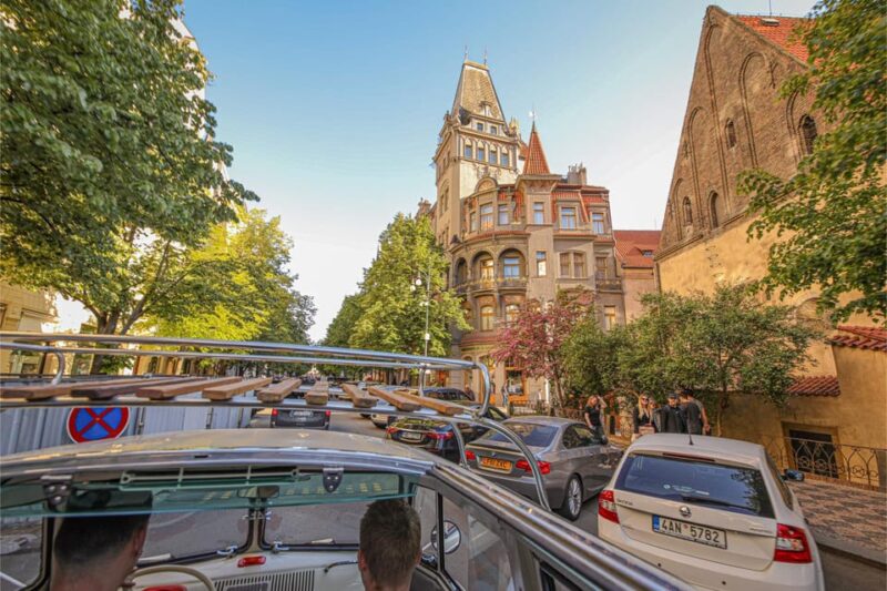 Prague: Private Sightseeing Tour in Original VW Samba Bus - Immersive Guided Tour