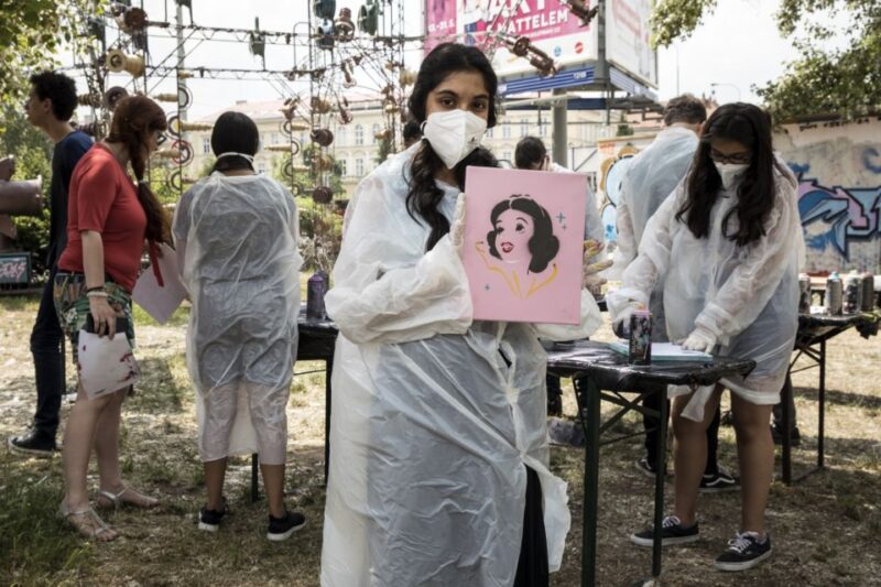 Prague: Private Street Art Workshop For School Groups - Group Sizes and Pricing
