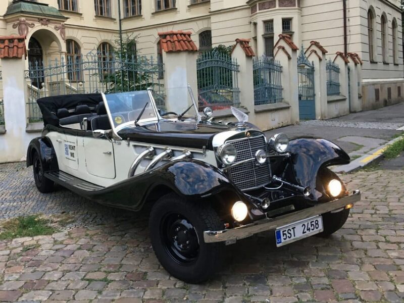 Prague: Private Tour by Vintage Car - 2hrs for 6 People - Booking Information