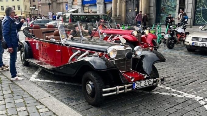 Prague: Private Tour by Vintage Car - 2hrs for 6 People - Accessibility and Inclusions